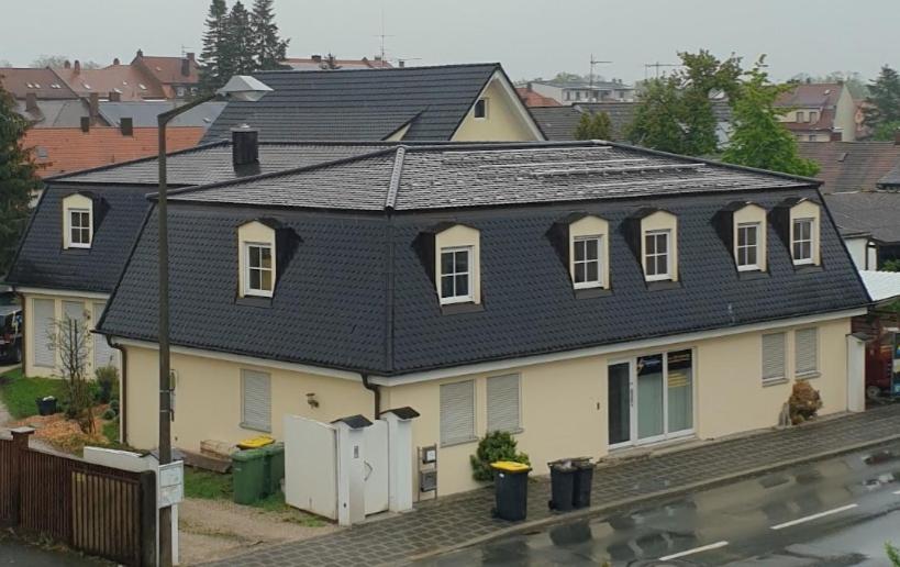 Ferienwohnungen Schleicher Mit Klimaanlage زيمدورف المظهر الخارجي الصورة
